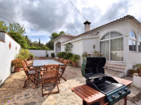 Отель Lovely Holiday Home with Private Swimming Pool in Almog a  Альмохиа